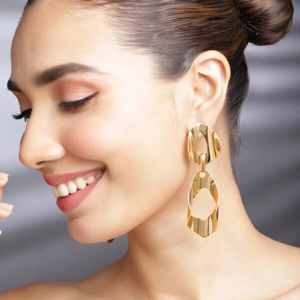 Elegant Textured Gold-Plated Statement Dangle Earrings(j6)