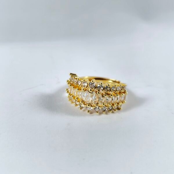 Exquisite Gold-Plated Zircon Ring – Radiance in Every Curve